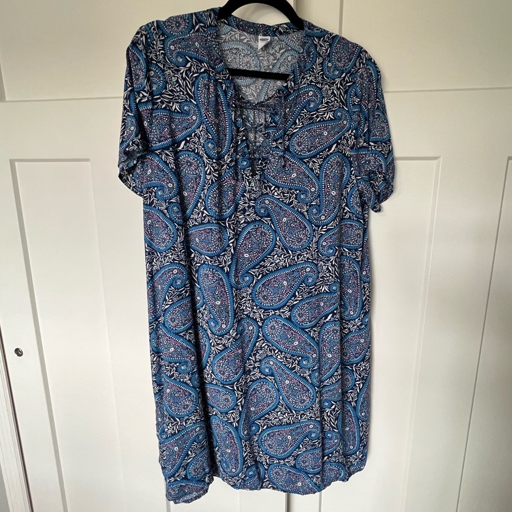 Blue Paisley Shift Short Sleeve Dress